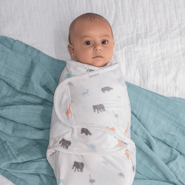Aden + Anais™ Essential S Easy Swaddle™ Pucksack 1.5 TOG 3-pack Wild Prairie Velboa 0-3 Maanden 5 Aden + Anais™ Essential S Easy Swaddle™ Pucksack 1.5 TOG 3-pack Wild Prairie Velboa 0-3 Maanden - Afbeelding 3