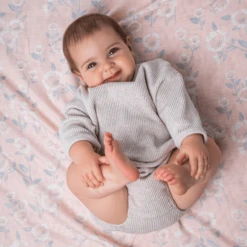 Aden + Anais™ Zijdezachte Mousseline Draagdoek 2 Pak Stencil -MiniMoois aden anais zijdezachte mousseline draagdoek 2 pak stencil a390106 3