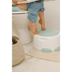 Bumbo Opstapkrukje, Powder Blauw -MiniMoois bumbo opstapkrukje powder blauw a288125 4
