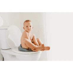 Bumbo Toilettrainer Koele Grijze Toilettrainer -MiniMoois bumbo toilettrainer koele grijze toilettrainer a288133 2