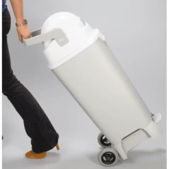 Diaper Champ Luieremmer ONE Maxi Handsfree Plus, Zilver/wit 8 Diaper Champ Luieremmer ONE Maxi Handsfree Plus, Zilver/wit -MiniMoois diaper champ luieremmer one maxi handsfree plus zilver wit a346869 1