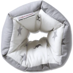 HOBEA-Germany Mini Voedingskussen Sterren Wit Grijs -MiniMoois hobea germany mini voedingskussen sterren wit grijs a269904 3