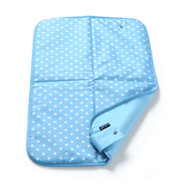 KipKep Napper Verschoonmatje Dotty Blue 3 KipKep Napper Verschoonmatje Dotty Blue