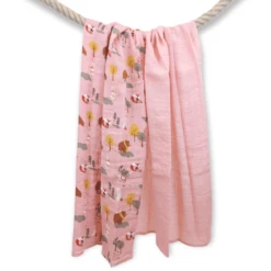 LITTLE 2-pack Puck Doekjes Bio Bosdieren Poeder Roos -MiniMoois little 2 pack puck doekjes bio bosdieren poeder roos a329250 3