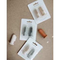 Mushie Vingertandenborstel Blush /Shifting Sand -MiniMoois mushie vingertandenborstel blush shifting sand a399460 2