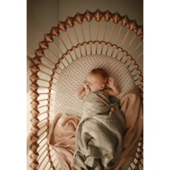 Mushie Wikkeldoek Mousseline Groen 120 X120 Cm -MiniMoois mushie wikkeldoek mousseline groen 120 x120 cm a401187 3