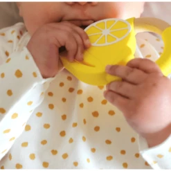 Nibbling Bijtring "Super Food" Citroen 11 Nibbling Bijtring "Super Food" Citroen -MiniMoois nibbling bijtring super food citroen a335533 4