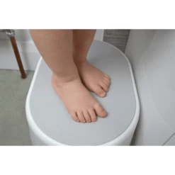 Shnuggle® Shnuggle ® Opstapkrukje Wit / Lichtgrijs -MiniMoois shnuggle opstapkrukje wit lichtgrijs a359113 3