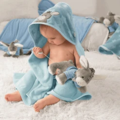 Sterntaler Badhanddoek Emmi Medium Blauw 100 X 100 Cm -MiniMoois sterntaler badhanddoek emmi medium blauw 100 x 100 cm a290857 1