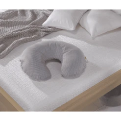 THERALINE Wynnie Voedingskussen Gestipt Grijs -MiniMoois theraline wynnie voedingskussen gestipt grijs a272111 4