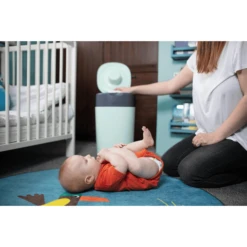 Tommee Tippee Twist & Click Advanced Luieremmer, Incl. 7 Cassettes Met Duurzaam, Antibacterieel Green Folie In Groen -MiniMoois tommee tippee twist click advanced luieremmer incl 7 cassettes met duurzaam antibacterieel green folie in groen a319676 1