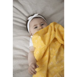 VULLI Sophie La Girafe® Kleurrijke Boerendoekjes / Swaddles Set Van -MiniMoois vulli sophie la girafe kleurrijke boerendoekjes swaddles set van a381915 1